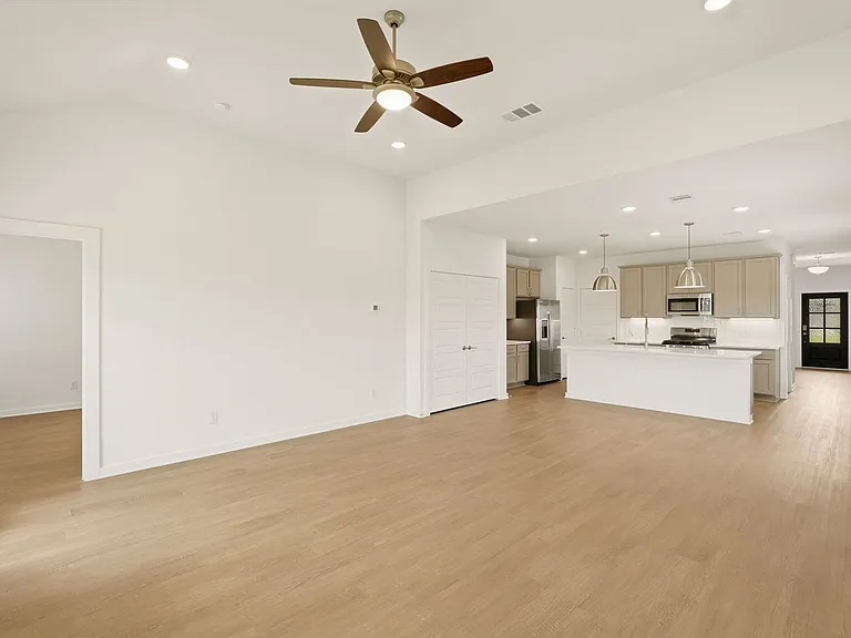 32503 Midsummer Dr — Photo 12