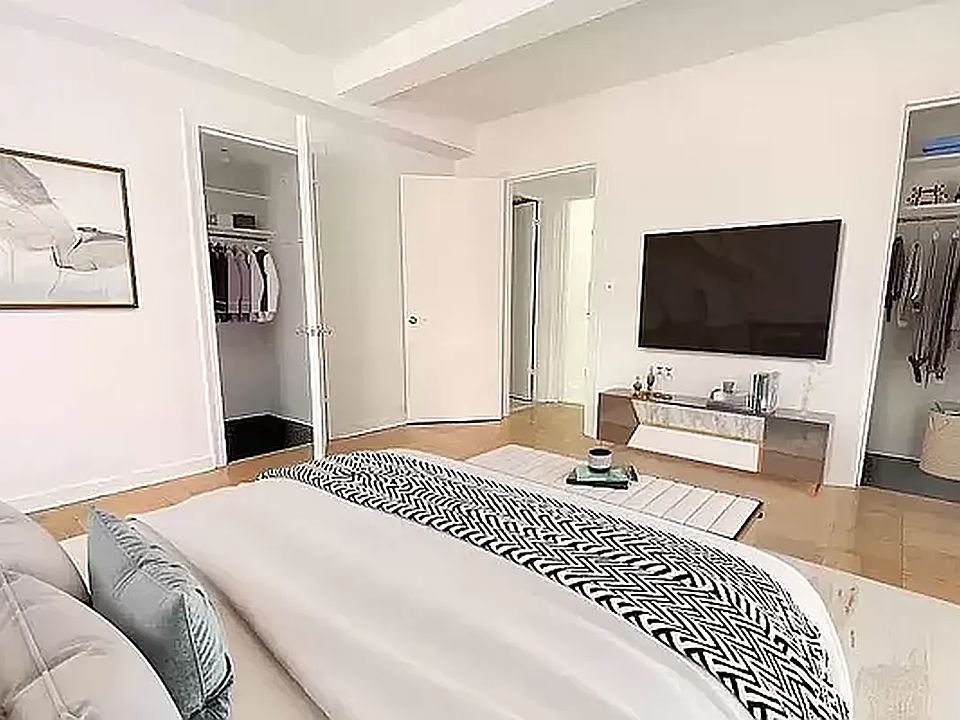 2nd image of 108 E 38th St APT 311