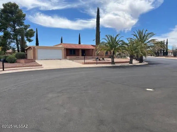 132 E La Espina, Green Valley, AZ 85614