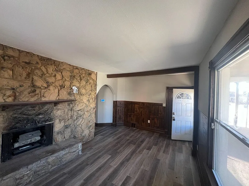 1726 Edison Ave #1