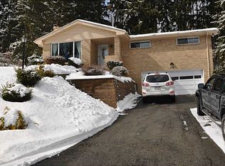 304 Highland Pines Dr, Pittsburgh, PA