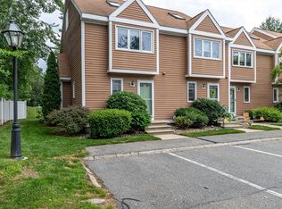 74 Steeplechase Ct UNIT 74, Haverhill, MA 01832