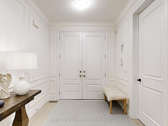 3rd image of 43 Fairmont Ridge Trl