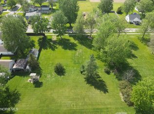 126 Deblanche Ave, Columbus Grove, OH 45830