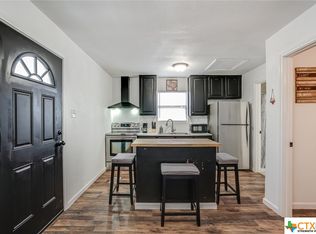 326 Valley Rdg, Canyon Lake, TX 78133