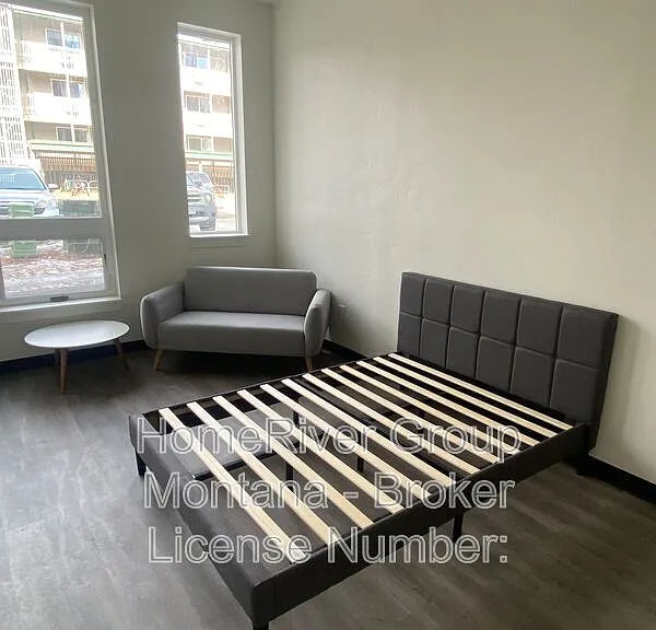 320 Clay St #104 — Photo 5