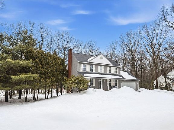 4th image of 65 Rolling Meadows Rd