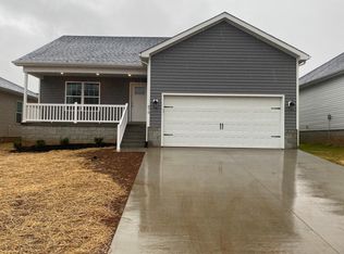 870 McFadin Station St, Bowling Green, KY 42103