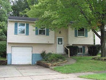 1st image of 876 Sunnywood Ln