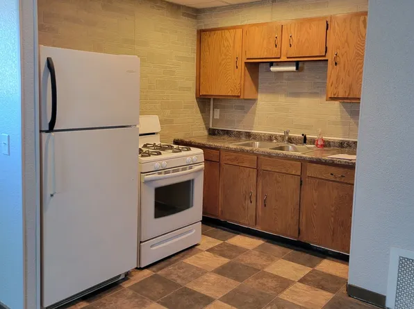 208 W Main St #214A, Dunkerton, IA 50626