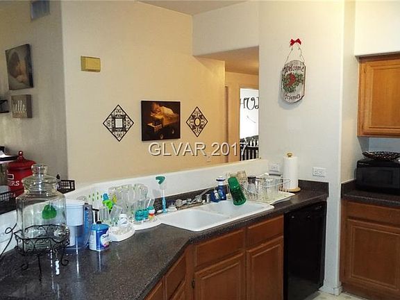 5th image of 10245 S Maryland Pkwy Unit 1187