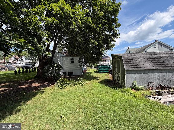 4th image of 308 N Keystone St