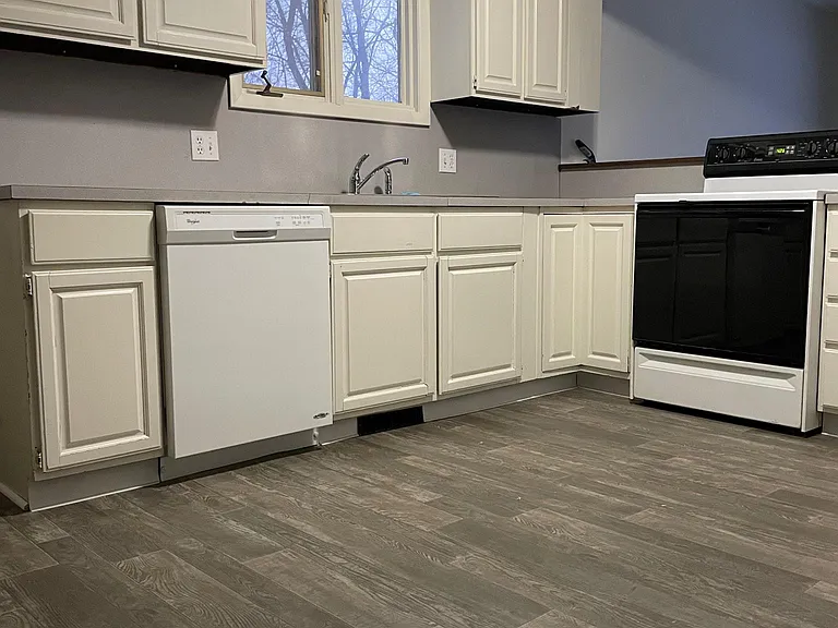5632 Cascade Rd SE — Photo 1