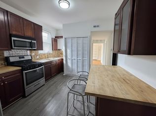 2908 N Springfield Ave APT 2R, Chicago, IL 60618