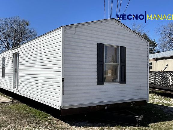 3rd image of 4040 SW Military Dr Trailer 22