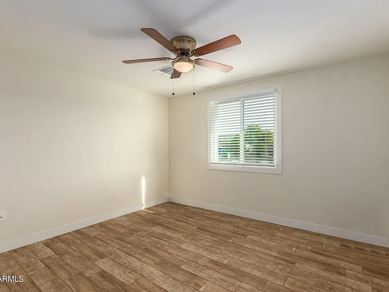 13838 N 37th Way — Photo 18