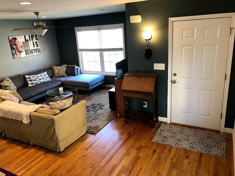 130 Roys Pl — Photo 7