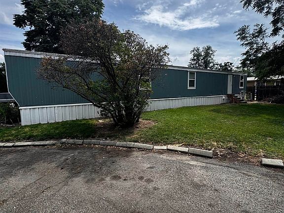 2nd image of 306 E 47th St Trailer 6