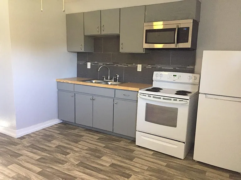 800 W Washington St #9 — Photo 8