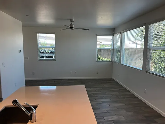 3605 Highclere Way — Photo 3