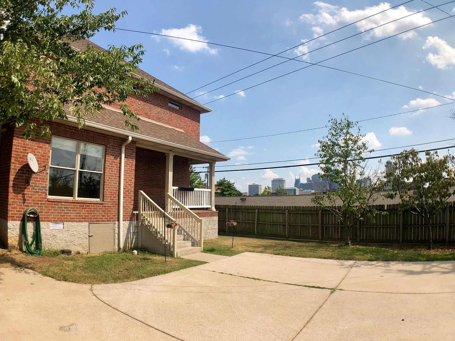 3 bed, 2.5 bath, 2000 sqft, $3,800 — Photo 4