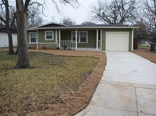 310 Hillcrest St, Mansfield, TX 76063