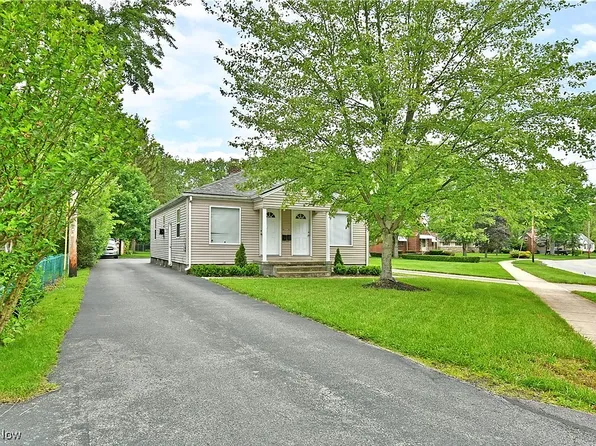 1545 & 1547 Tod Ave NW #1547, Warren, OH 44485