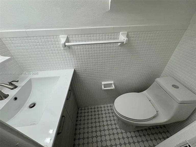 3011 SW 1st Ave #6 — Photo 9