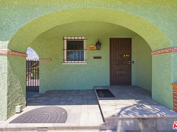 4th image of 3237 W 74th St