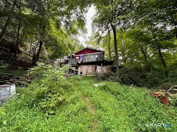 40-D Little Punkup Road, Oxford, CT 06478