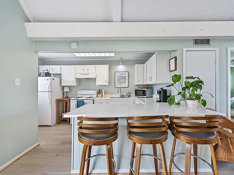 16904 Beachcomber Dr — Photo 14