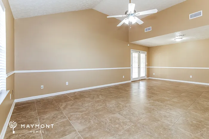 3 bed, 2.0 bath, 1539 sqft, $1,645 — Photo 3