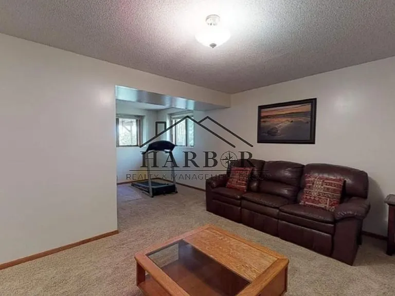 3814 10th Ave SW — Photo 5
