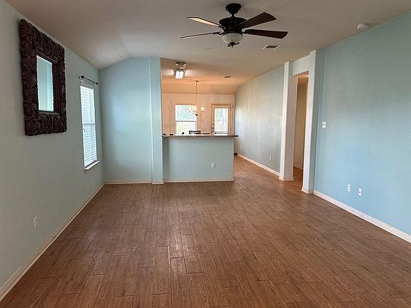 2nd image of 218 Wild Cat Dr