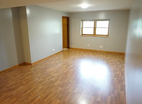 4th image of 5020 Carol St #G