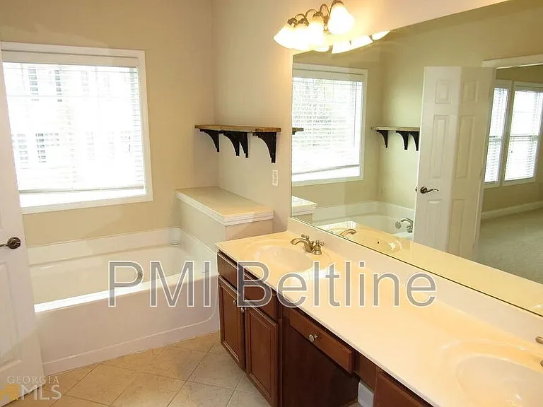 506 Williamson St SE — Photo 19