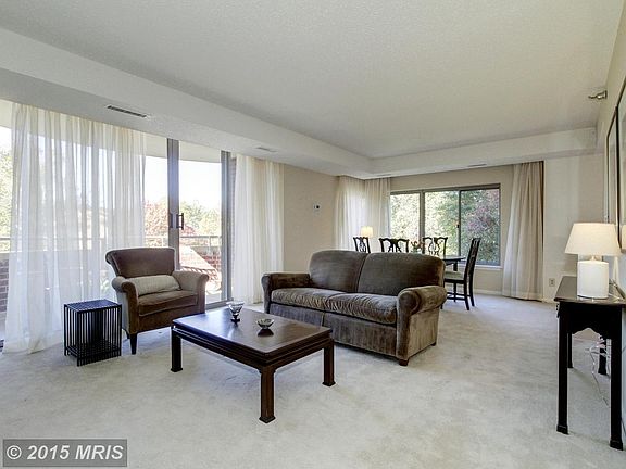 5th image of 5800 Nicholson Ln APT 1203