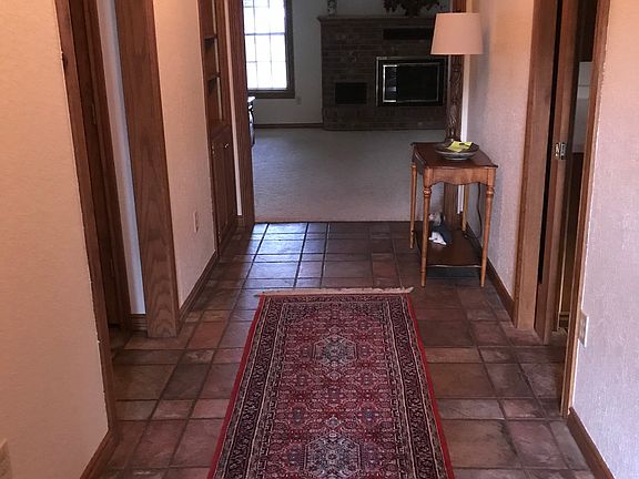 Foyer/Entry