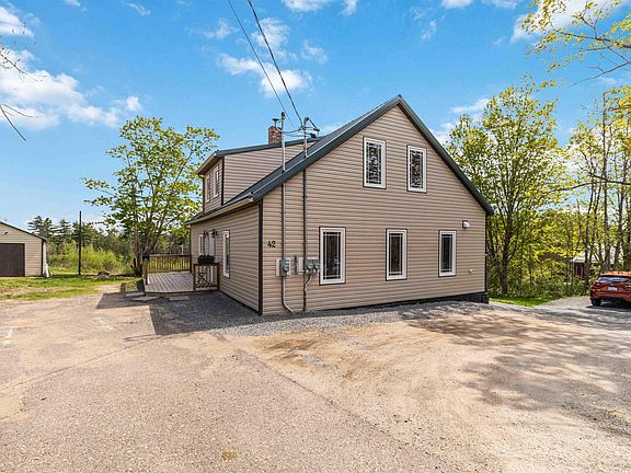 3rd image of 42 Cornwall Rd