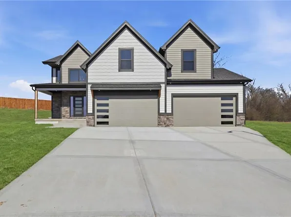 7901 Hoot Owl St, Blue Springs, MO 64014