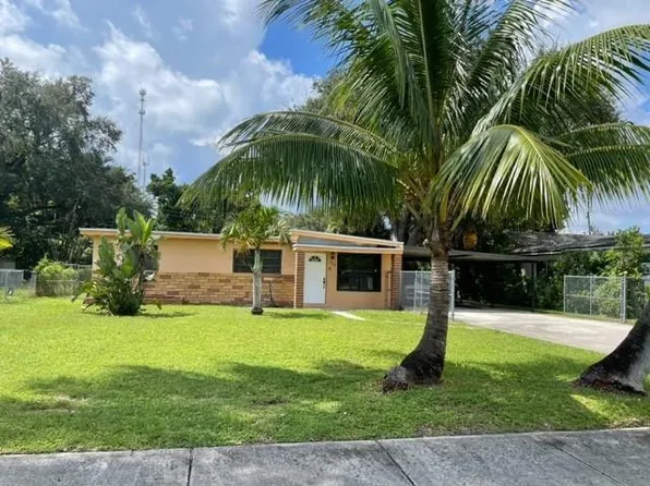 106 Newton Road, West Park, FL 33023