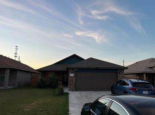 802 W Inez, Beeville, TX 78102
