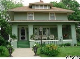 2614 Nebraska St, Sioux City, IA 51104