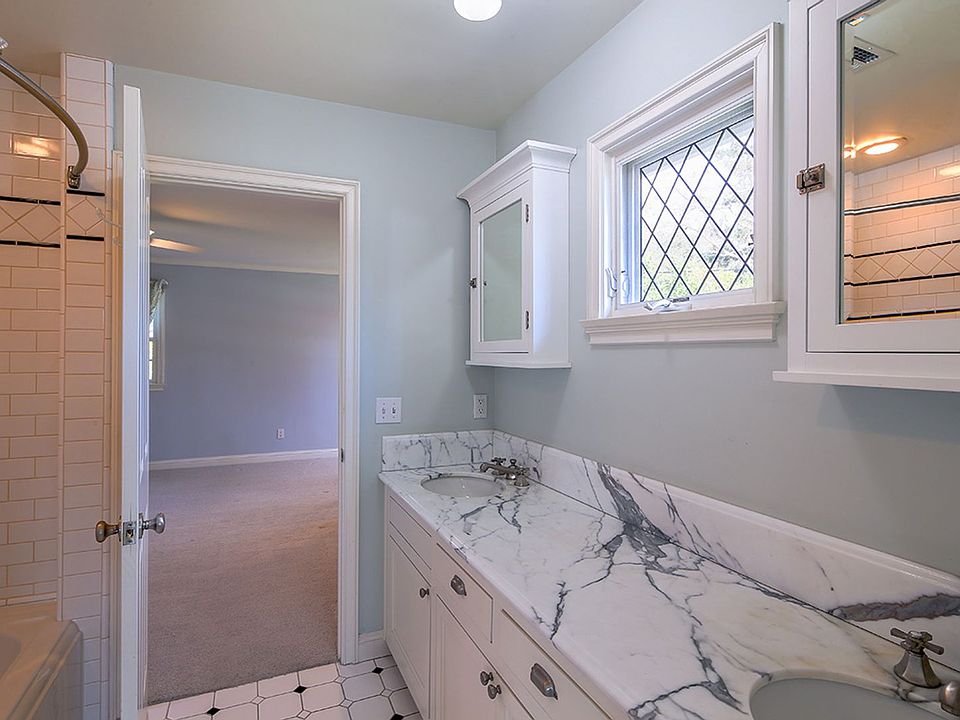 1st image of 4961 Alminar Ave