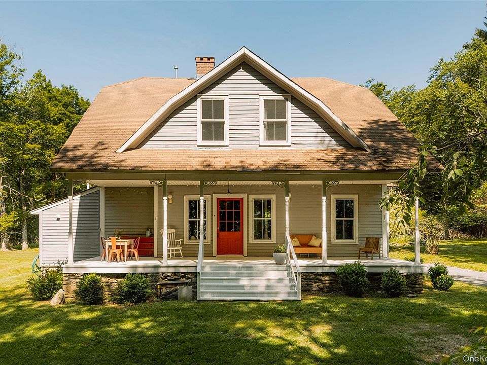 1st image of 133 Revonah Hill Road