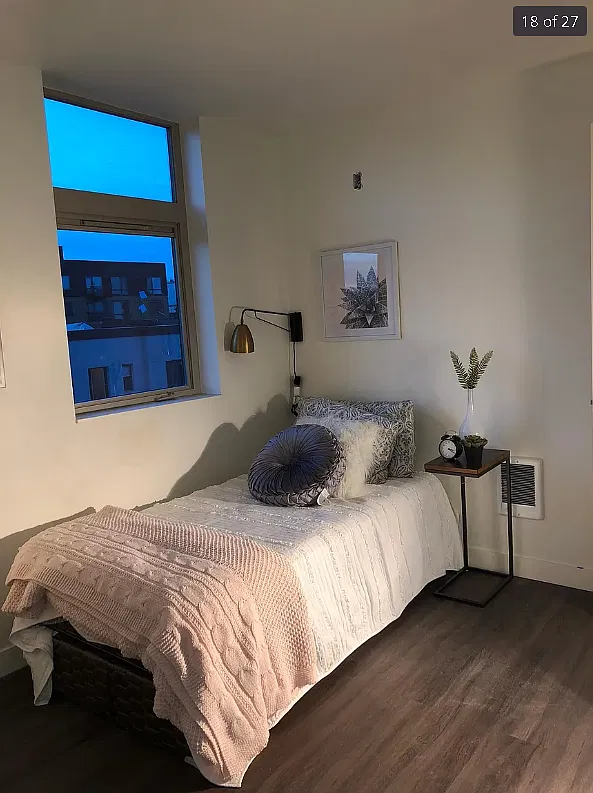4 bed, 895 sqft, $5,795 — Photo 4