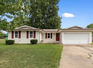 3450 S Clifton Ave, Springfield, MO 65807
