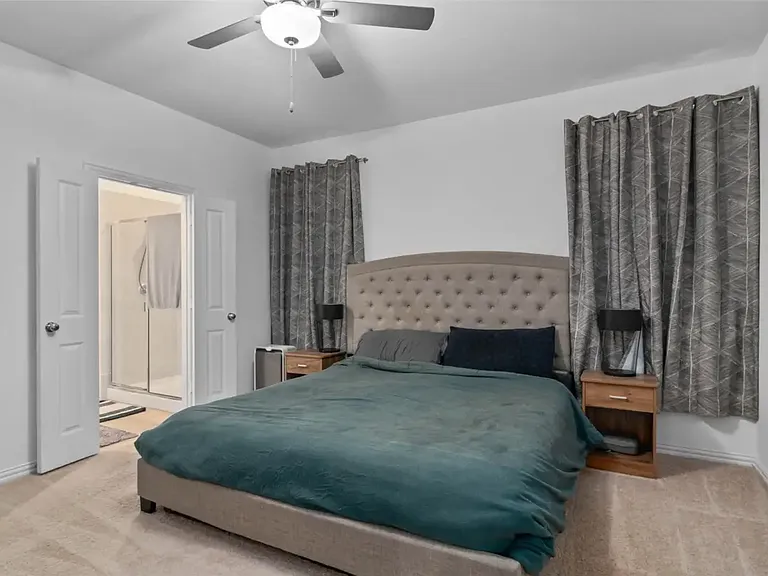 8716 Whistling Duck Dr — Photo 4