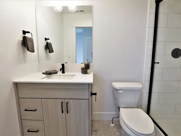 Carlsbad Crossing Townhomes - Attached Garage! — Photo 33