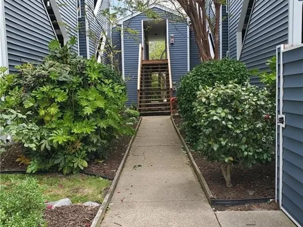 2308 Starfish Rd APT 102, Virginia Beach, VA 23451
